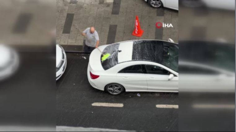 Yurdum insanı fırsatı kaçırmadı! Yağmur suyu ile aracını yıkadı - Resim: 15